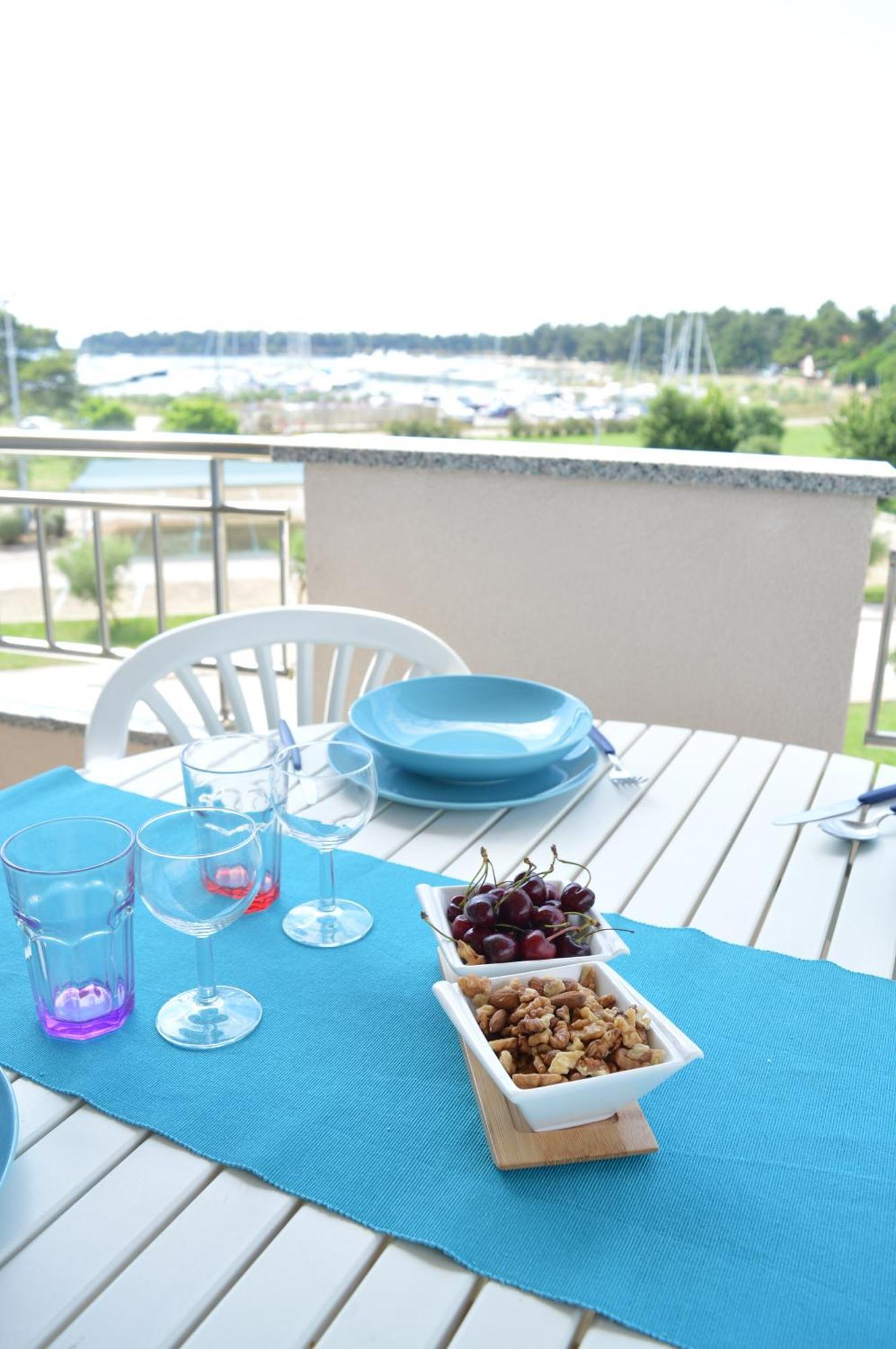 Apartments Nautica Novigrad Istria Eksteriør billede
